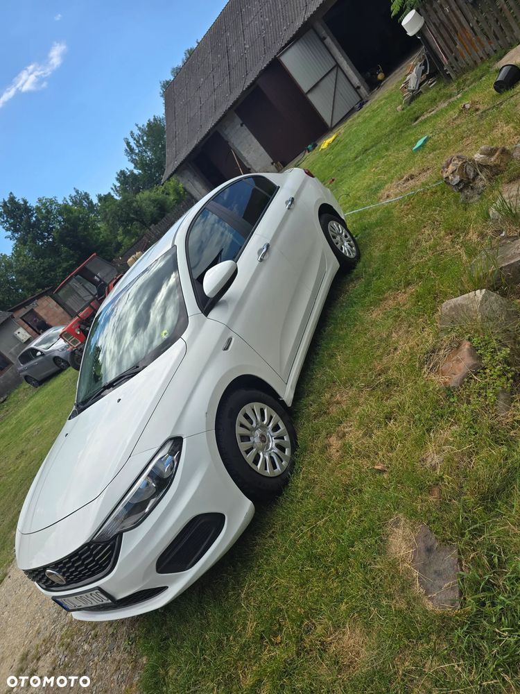 Fiat Tipo 1.4 16V - 4