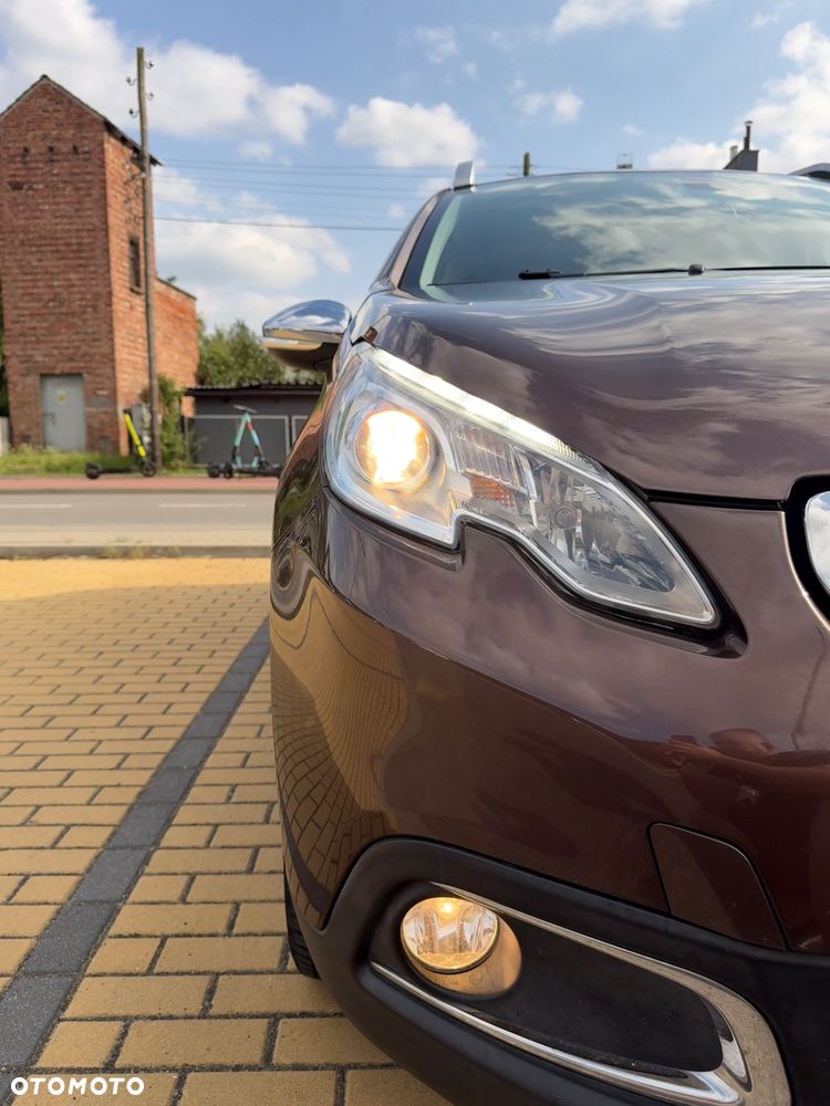 Peugeot 2008 e-HDi FAP 92 STOP & START Allure - 10
