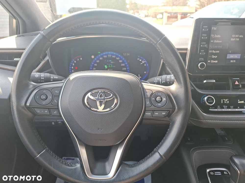 Toyota Corolla 2.0 Hybrid Trek - 11