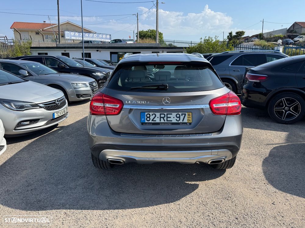 Mercedes-Benz GLA 180 d Urban - 6