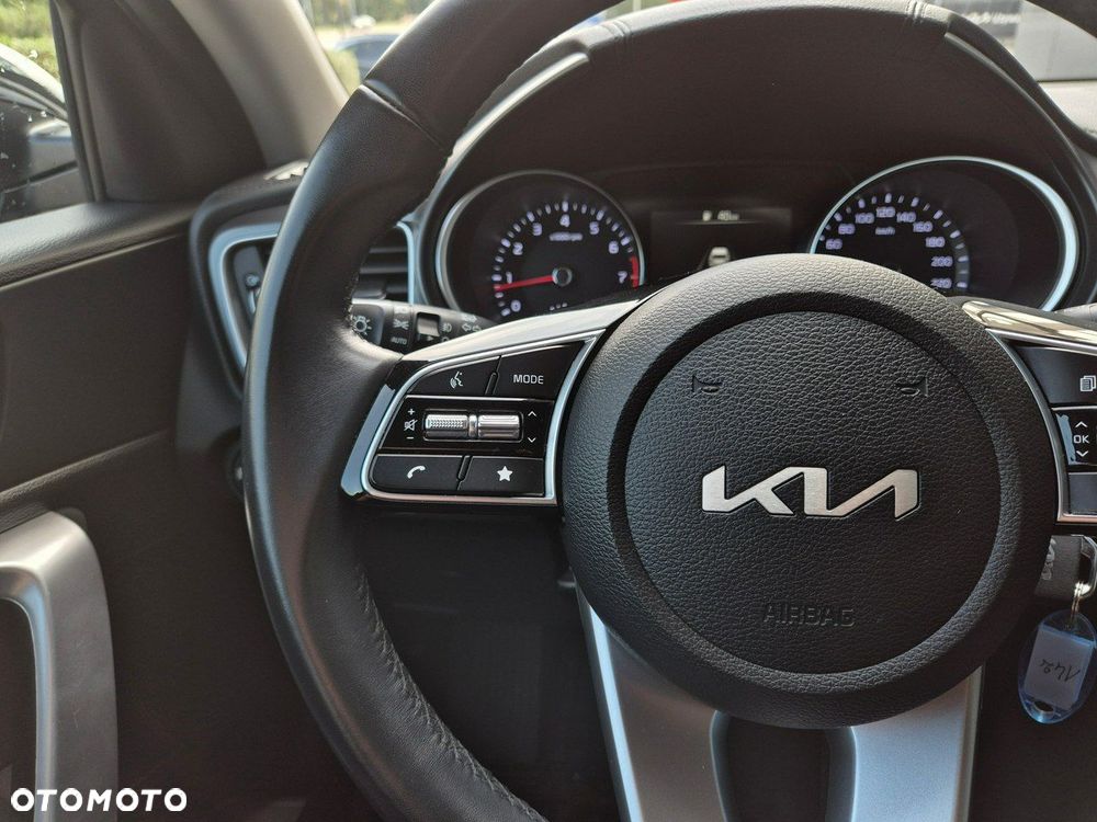 Kia XCeed - 20