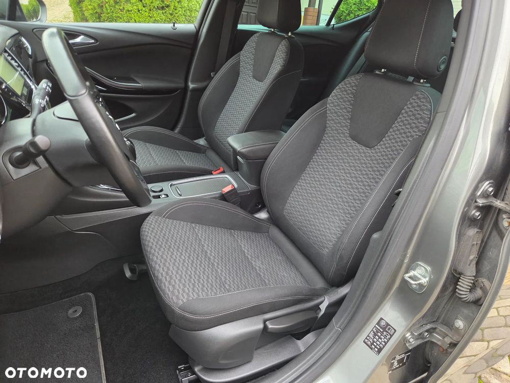 Opel Astra 1.4 Turbo Dynamic - 29