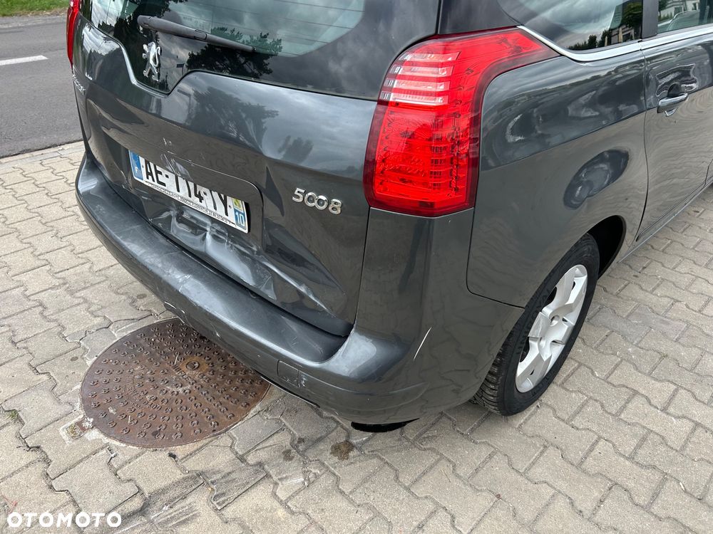 Peugeot 5008 - 40
