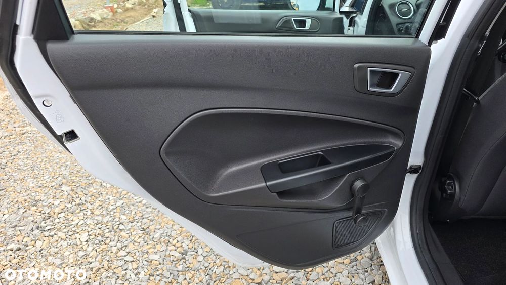 Ford Fiesta 1.25 SYNC Edition - 22