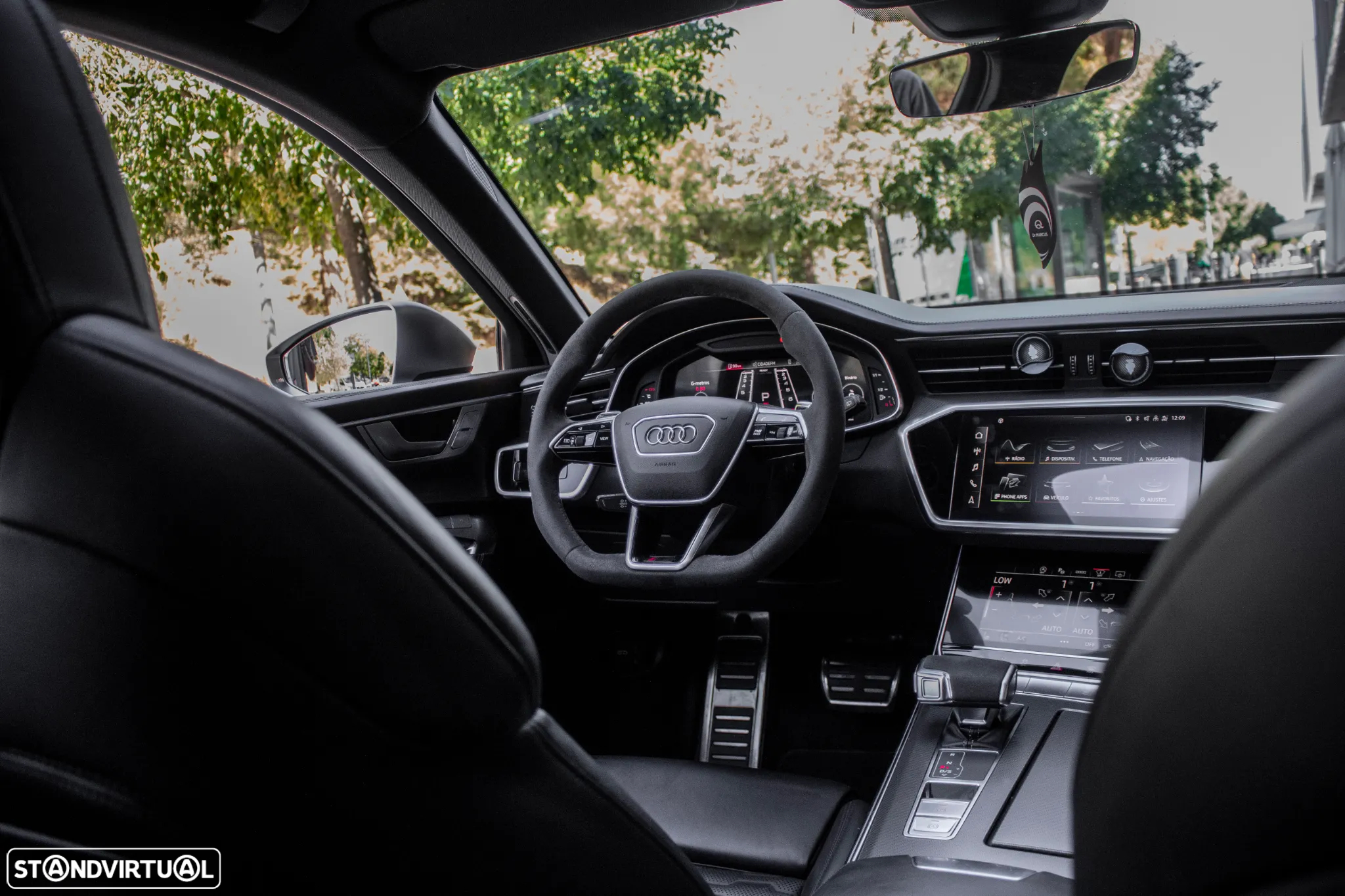 Audi RS6 Avant 4.0 TFSI quattro Tiptronic - 35