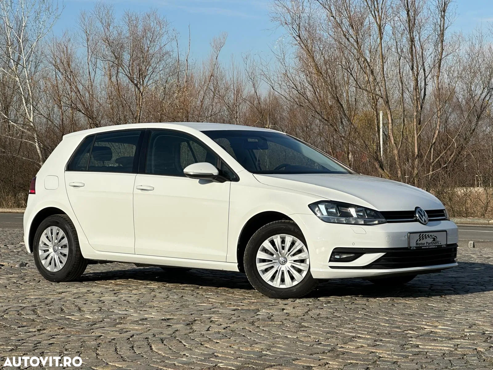 Volkswagen Golf 1.6 TDI Comfortline - 2