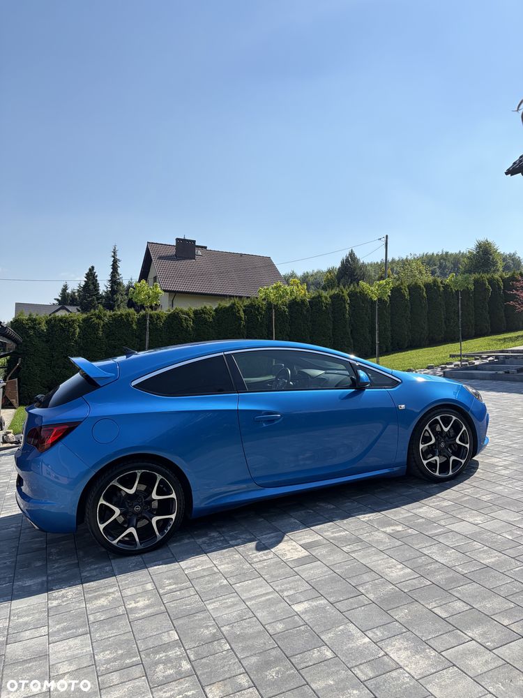 Opel Astra OPC - 6