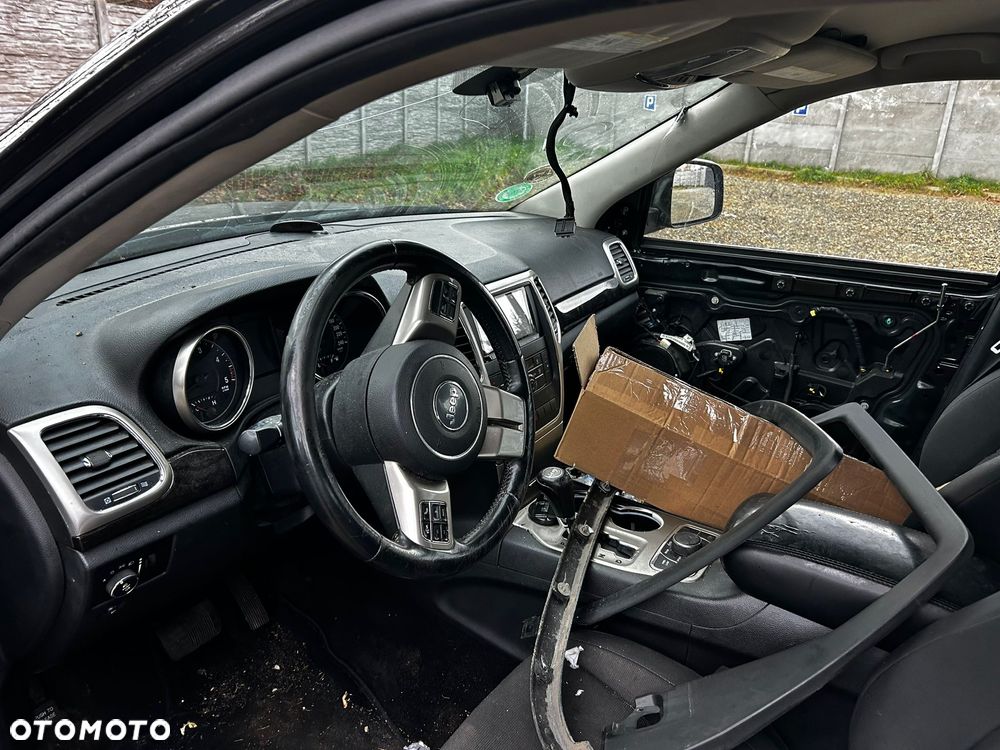 Jeep Grand Cherokee - 8