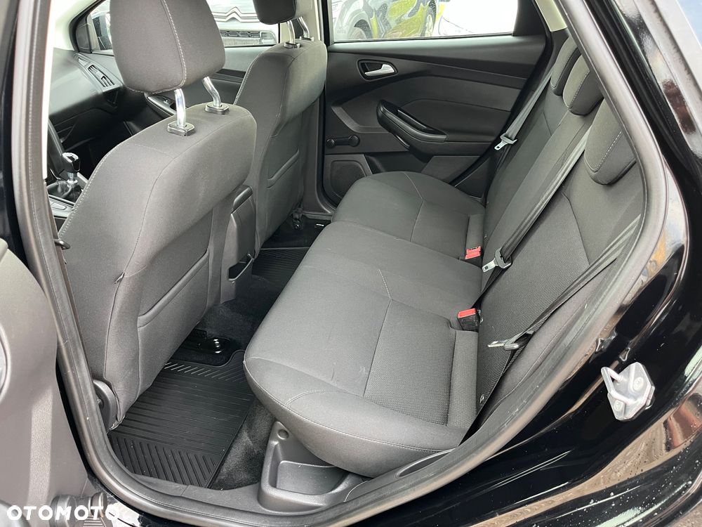 Ford Focus - 21