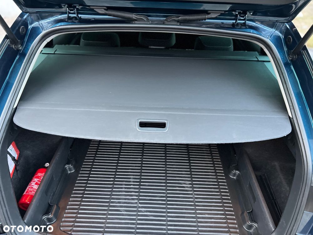 Skoda Octavia 2.0 TDI SCR Ambition DSG - 27