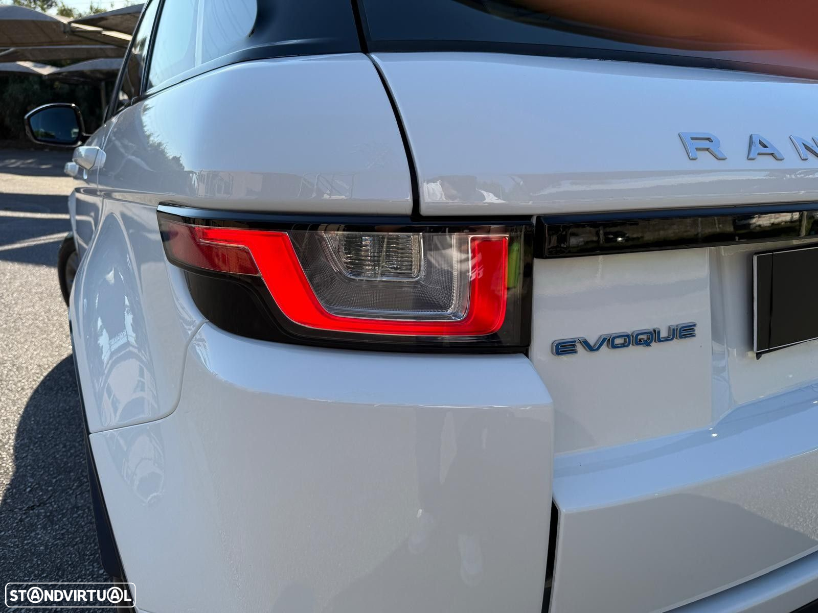 Land Rover Range Rover Evoque 2.0 TD4 SE Dynamic - 17