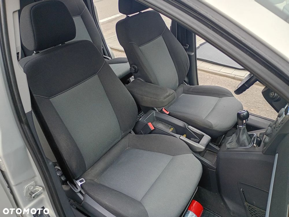 Opel Zafira 1.9 CDTI - 5