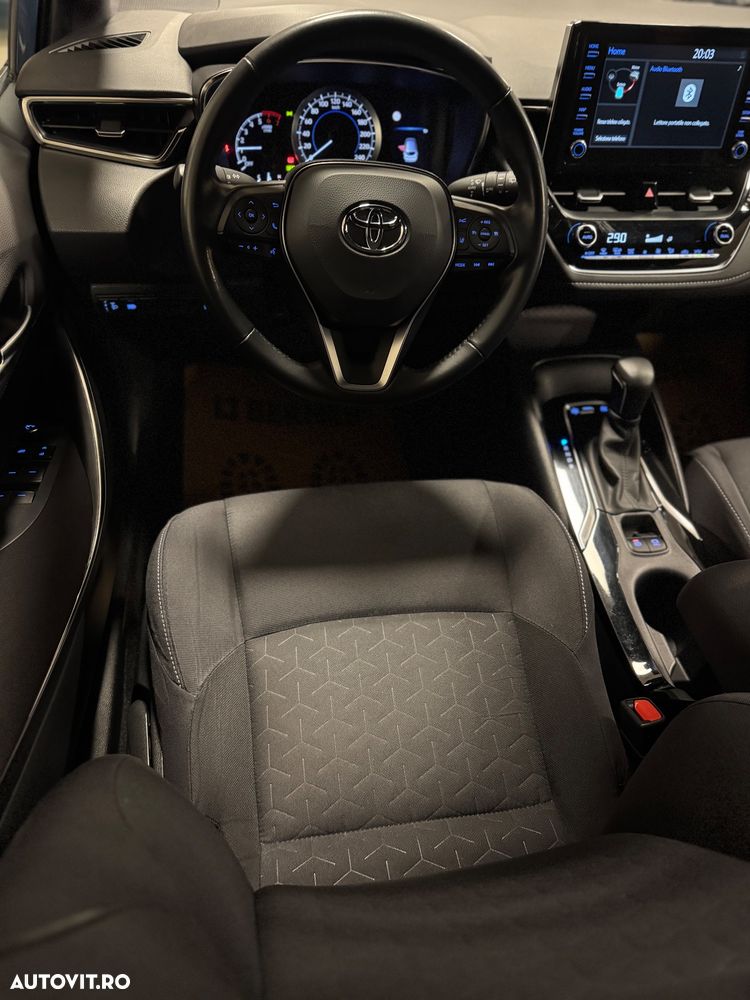 Toyota Corolla 1.8 HSD Dynamic - 17