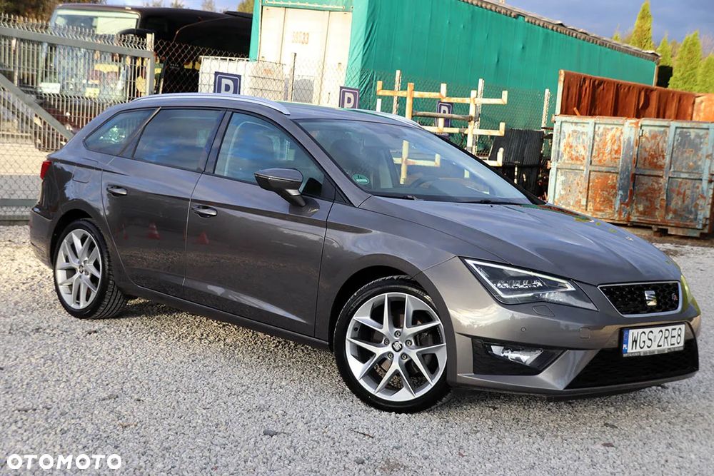 Seat Leon Sportstourer 2.0 TDI FR Plus - 13