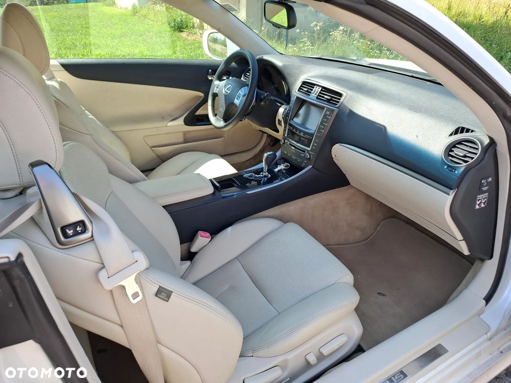 Lexus IS 250 Luxury Line - 16