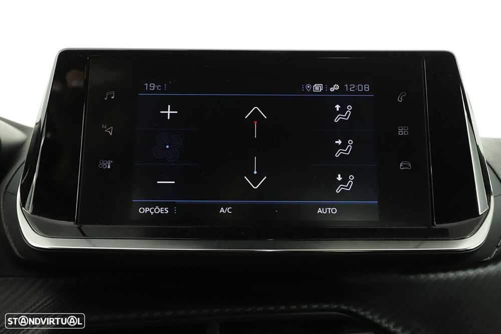 Peugeot 2008 1.2 PureTech Allure EAT8 - 13