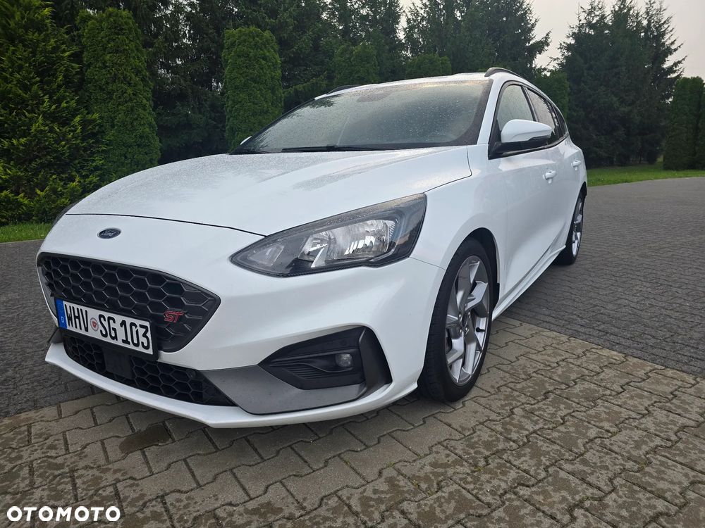Ford Focus SW 2.0 EcoBlue ST - 33