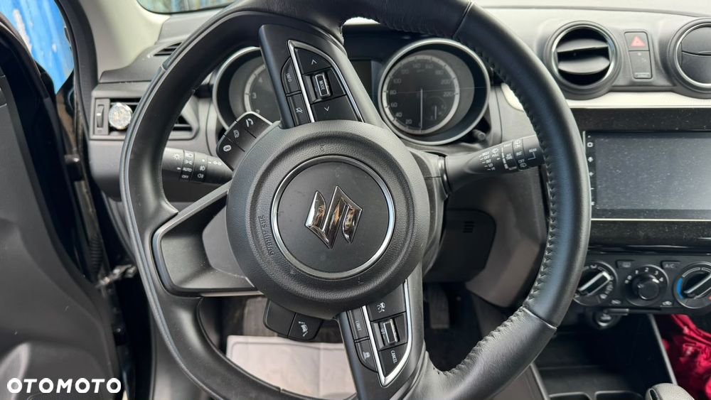 Suzuki Swift 1.2 Dualjet SHVS Premium CVT - 16