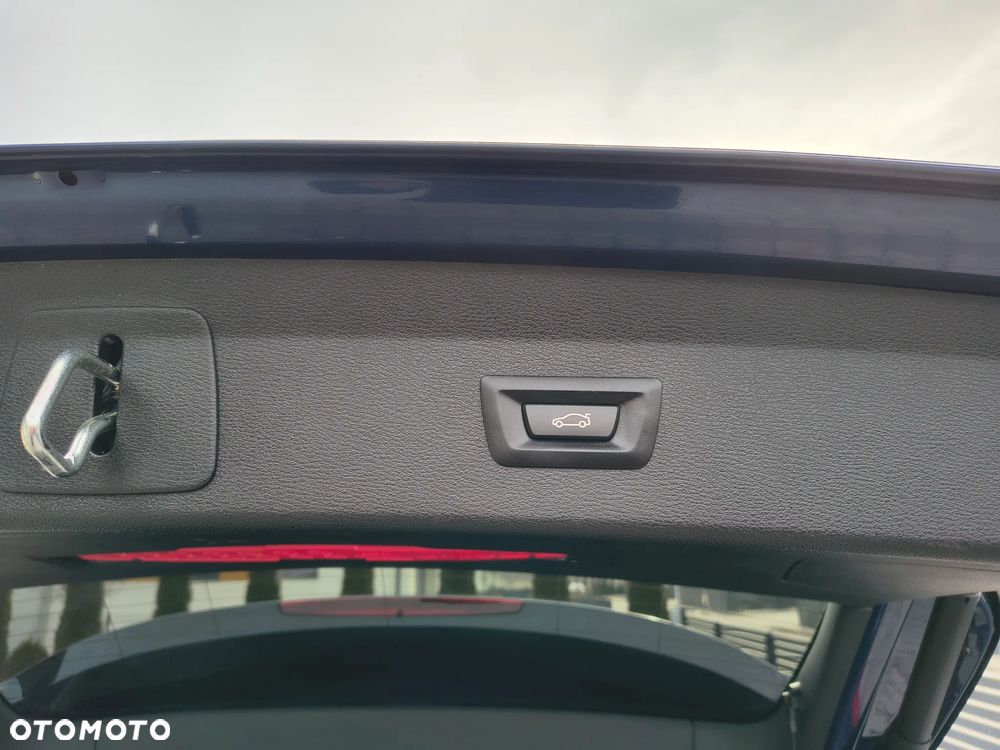 BMW X1 sDrive20i Sport - 20