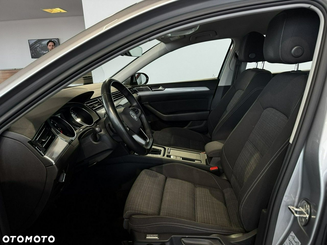 Volkswagen Passat - 8