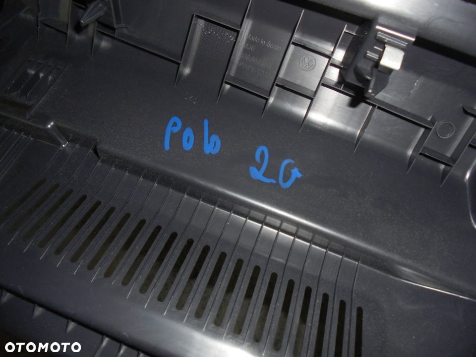 OSŁONA PASA TYLNEGO VW POLO 2G - 2