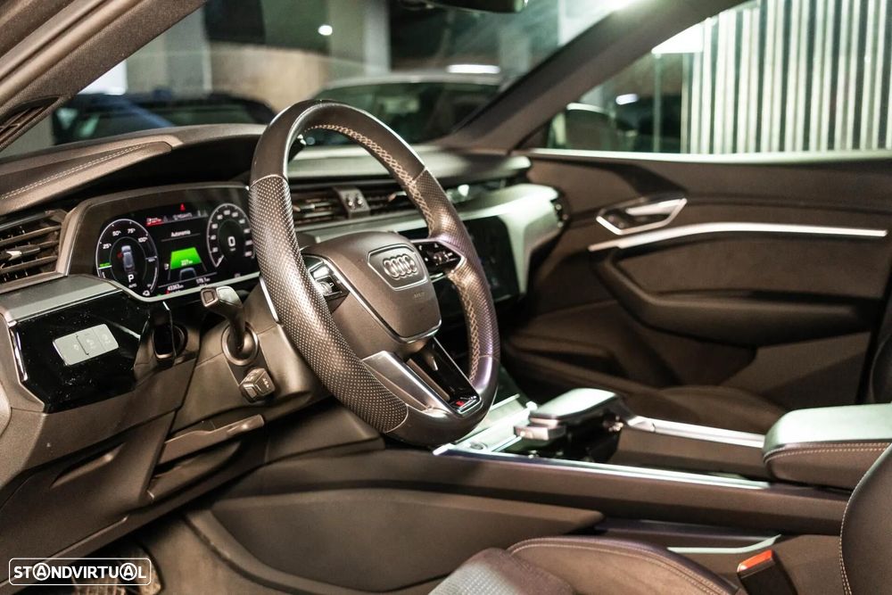 Audi e-tron 55 quattro - 17