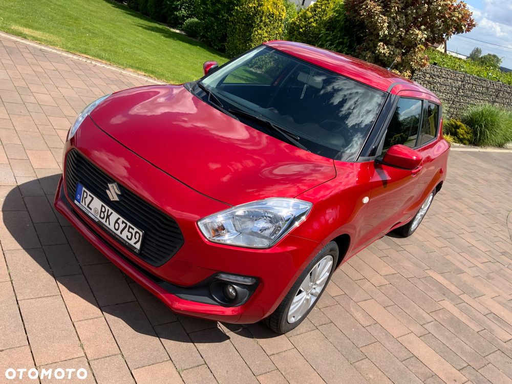 Suzuki Swift 1.2 Premium Plus CVT - 7