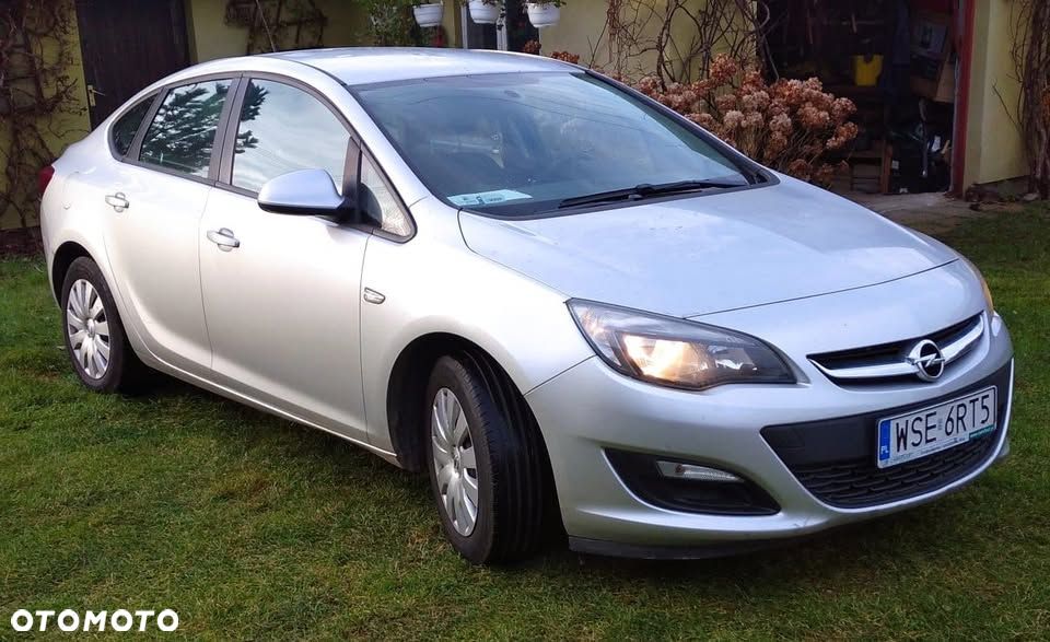 Opel Astra 1.4 T Enjoy - 8
