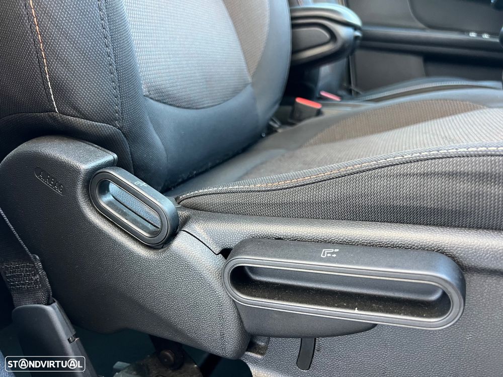 MINI Countryman One D - 48