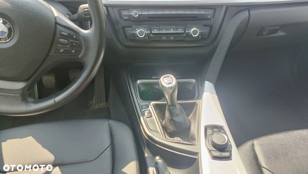 BMW Seria 3 316d Luxury Line - 3
