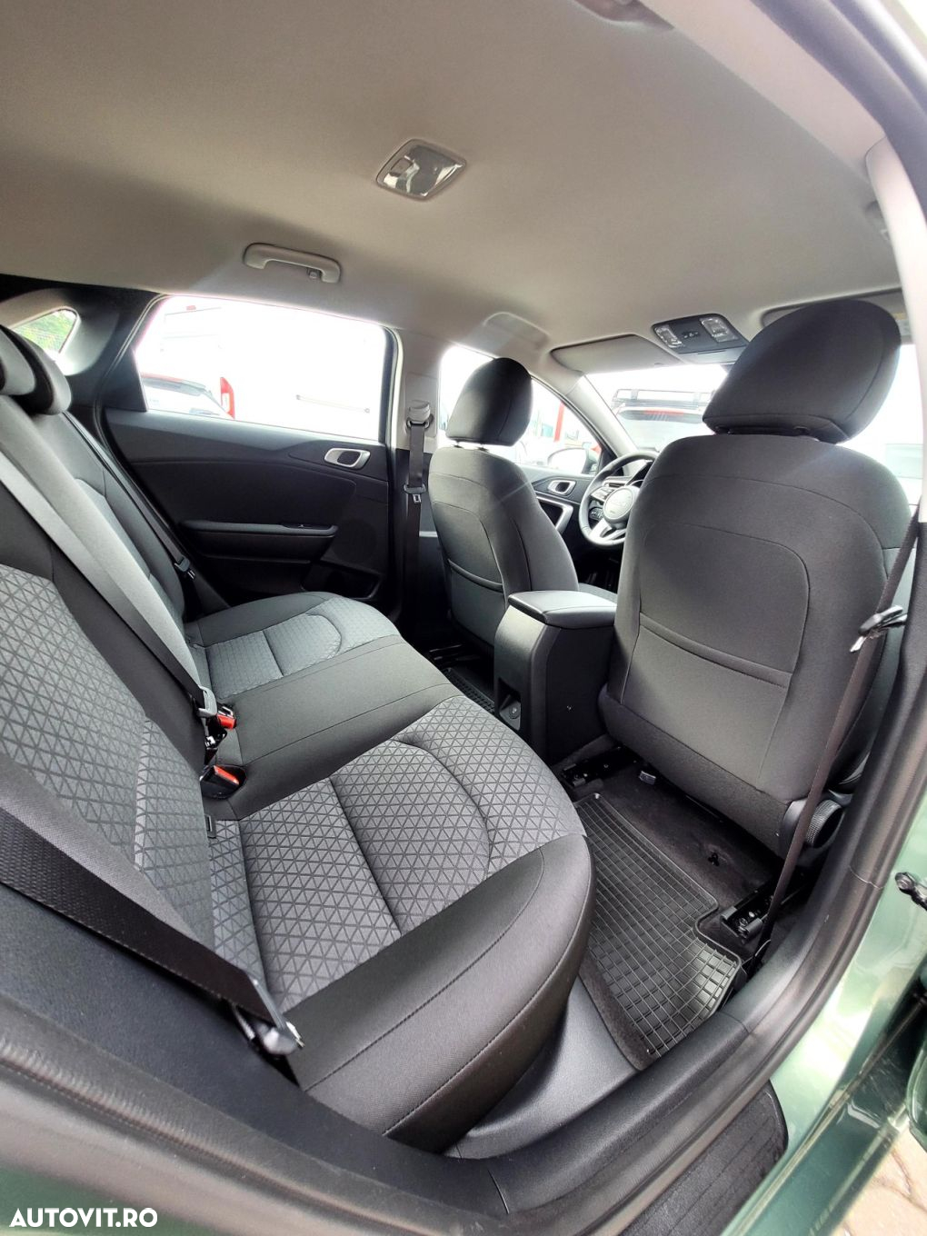 Kia Ceed - 14
