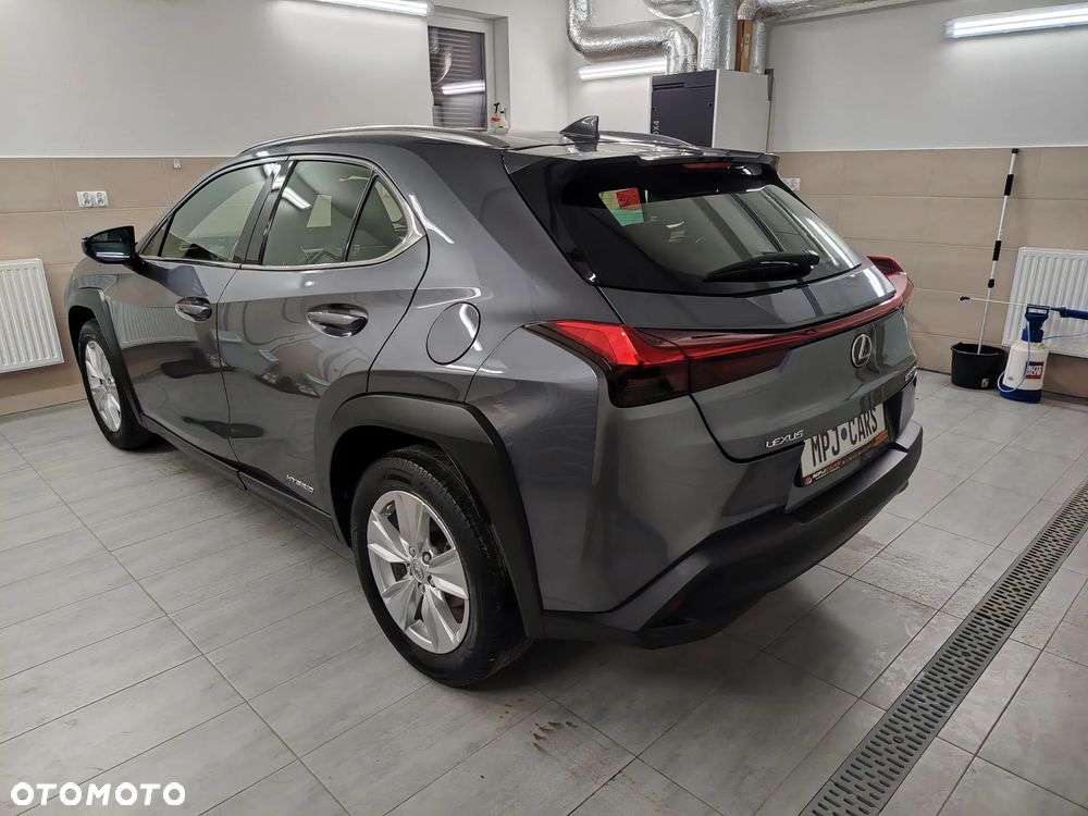 Lexus UX 250h Elegance 2WD - 10