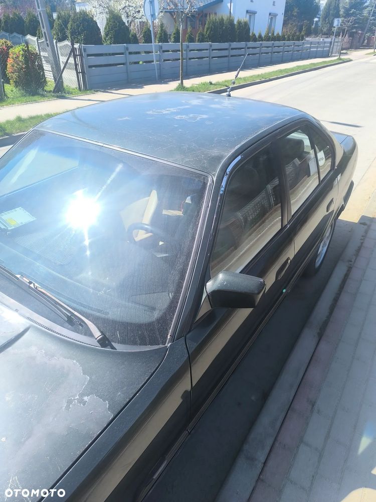 BMW Seria 5 520i - 29