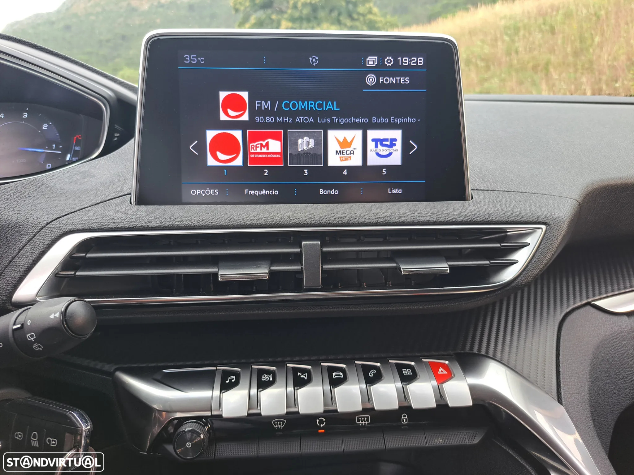 Peugeot 5008 1.5 BlueHDi Active Pack EAT8 - 24