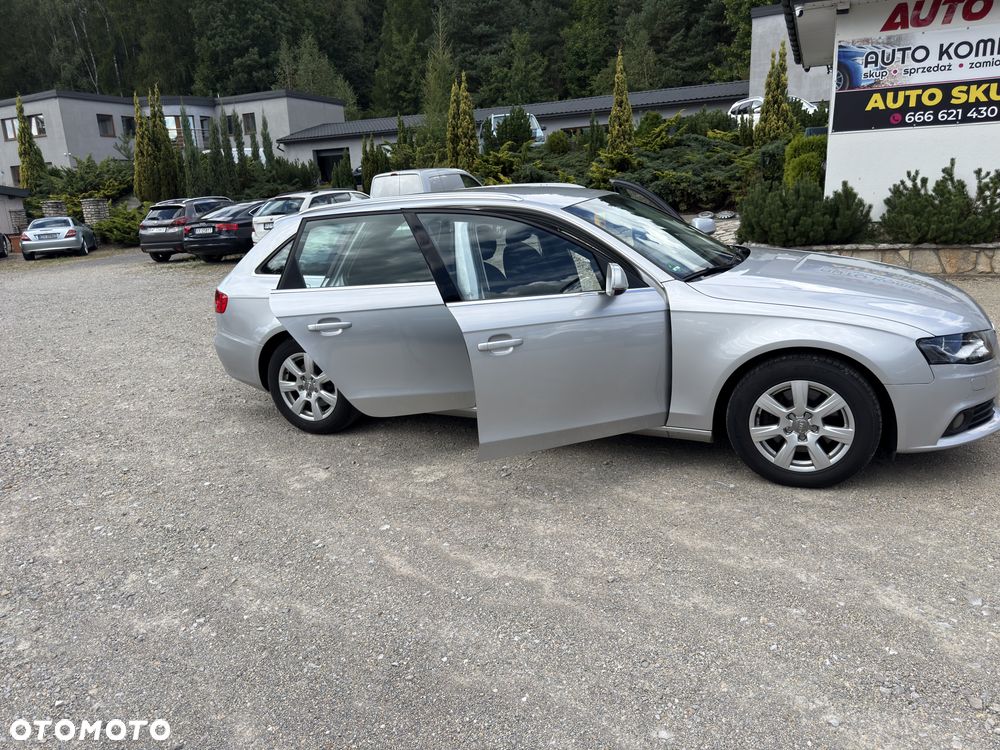 Audi A4 Avant 2.0 TDI DPF multitronic Ambiente - 33