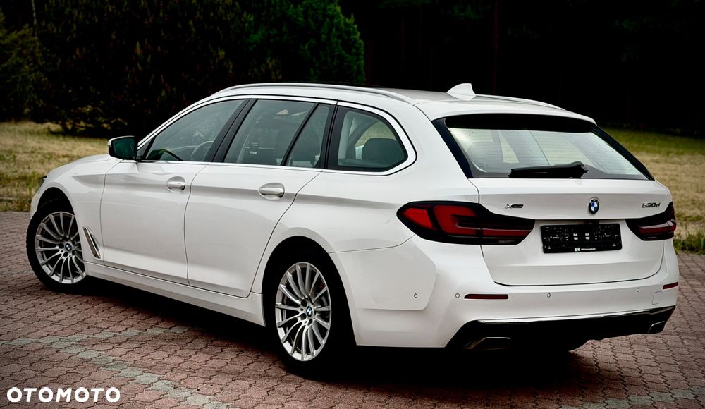 BMW Seria 5 530d xDrive mHEV Luxury Line - 14
