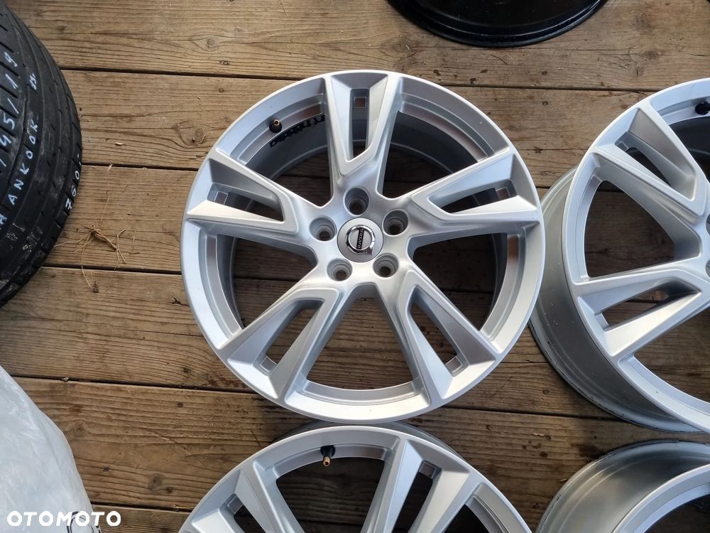 VOLVO XC60,S60,S90,XC40,V60,ford alu 7.5x18 ET50,5 5x108 4szt,super stan - 4