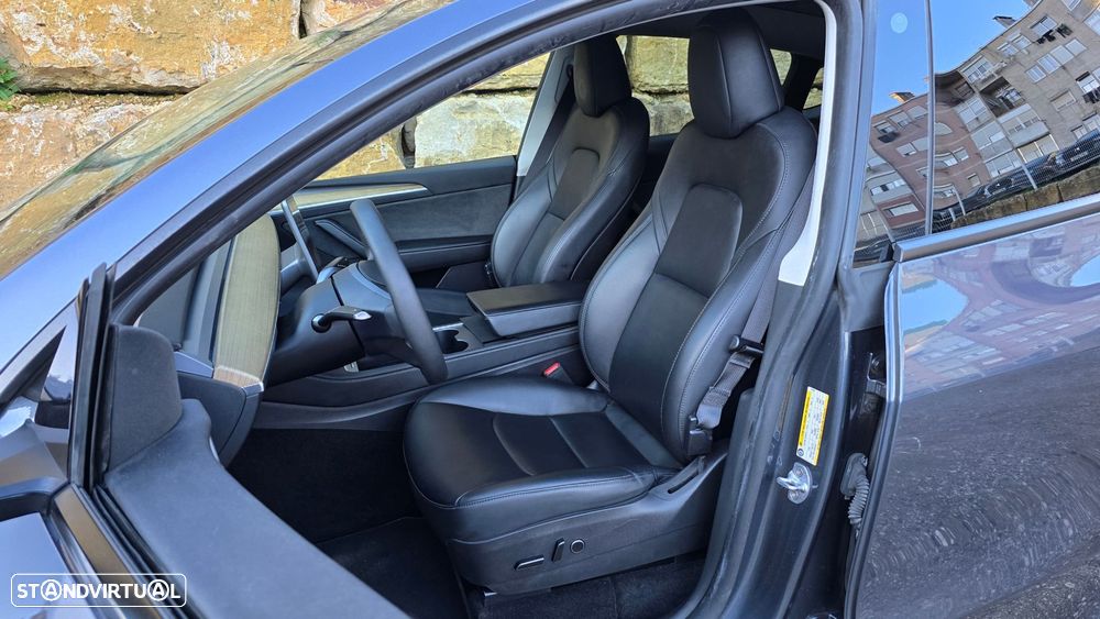Tesla Model Y Long Range Tração Integral - 47