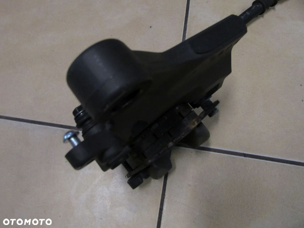 YAMAHA MT-03 2020+ zacisk hamulca tył klocki - 2