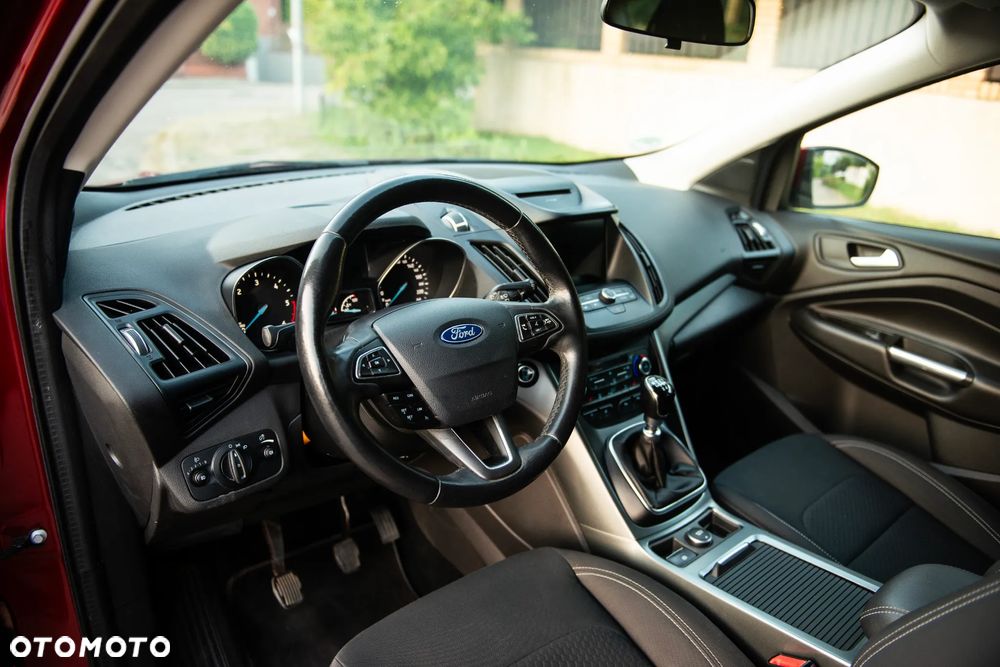 Ford Kuga 2.0 TDCi 4x4 Titanium - 19