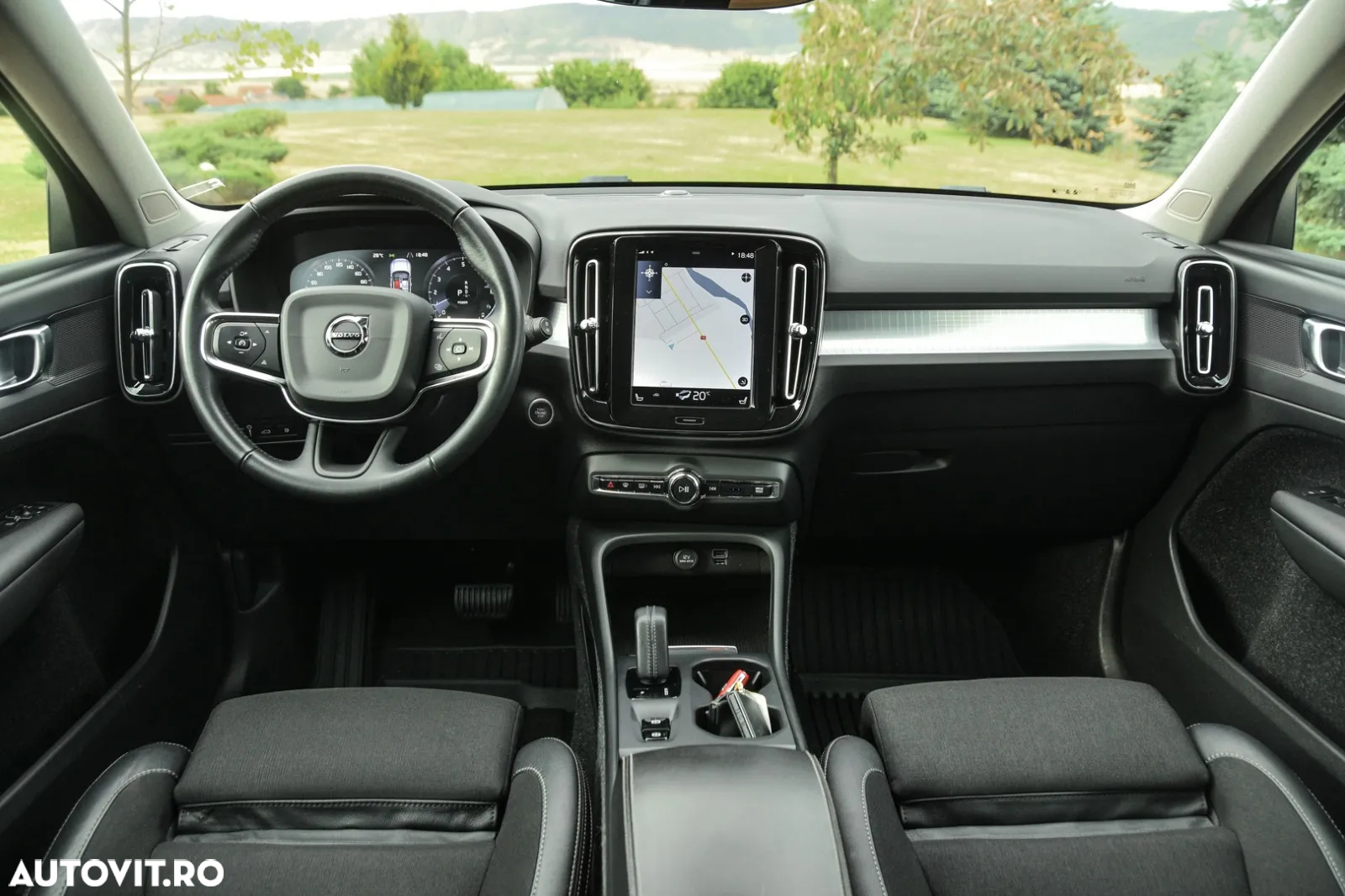 Volvo XC 40 Recharge T5 Twin Engine AT7 R-Design - 6