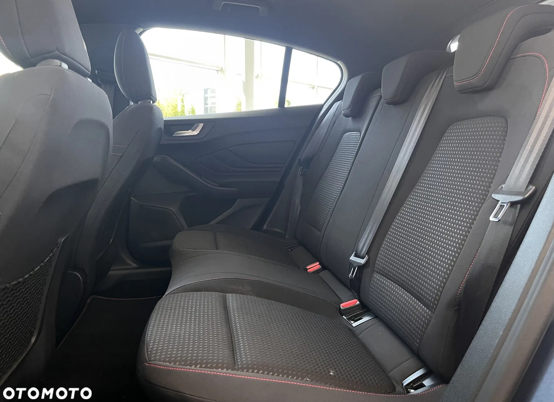 Ford Focus 1.5 EcoBoost ST-Line ASS PowerShift - 21