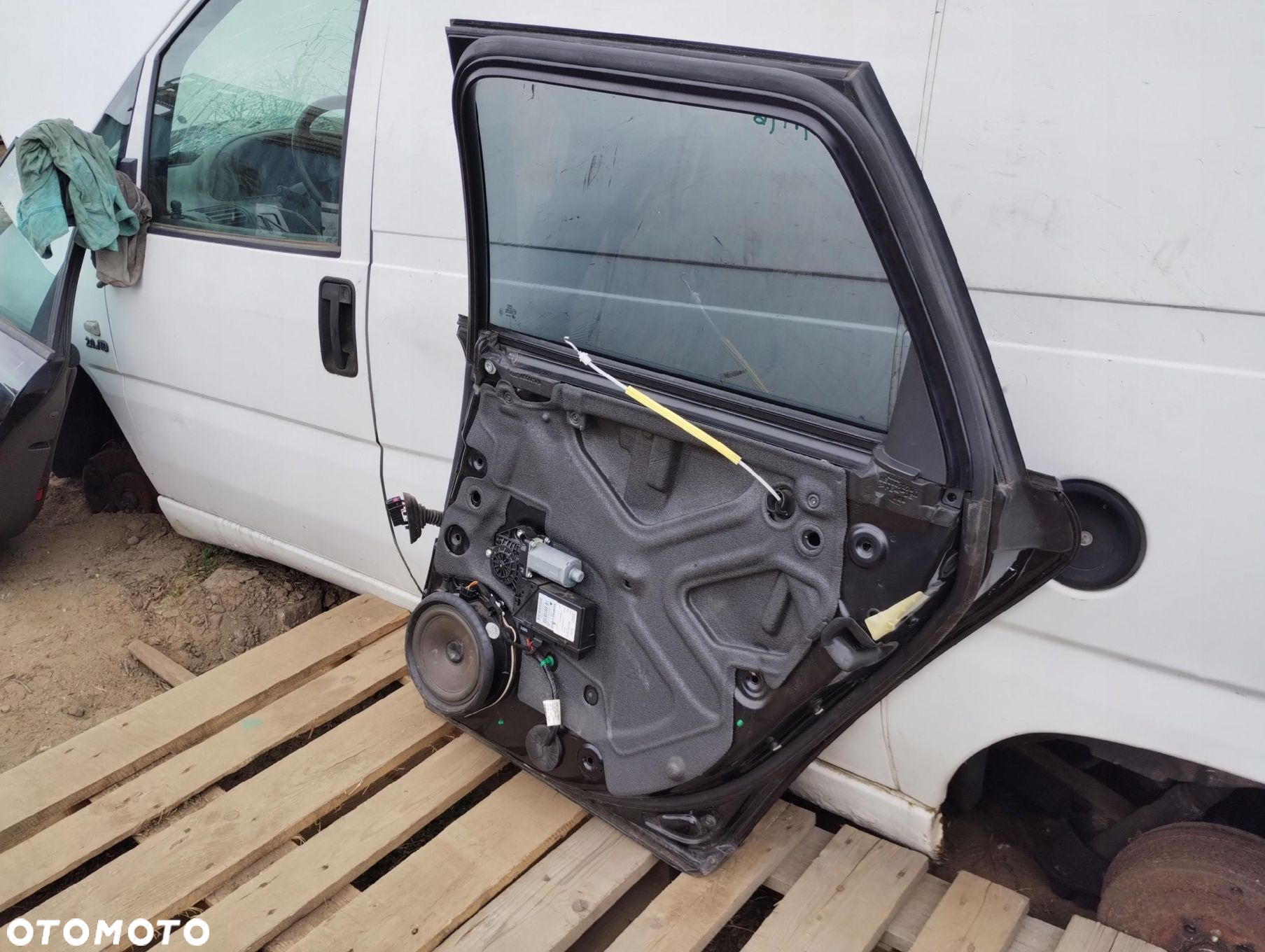 Audi A4 B7 Drzwi Prawe Tył Tylne Kombi - 8