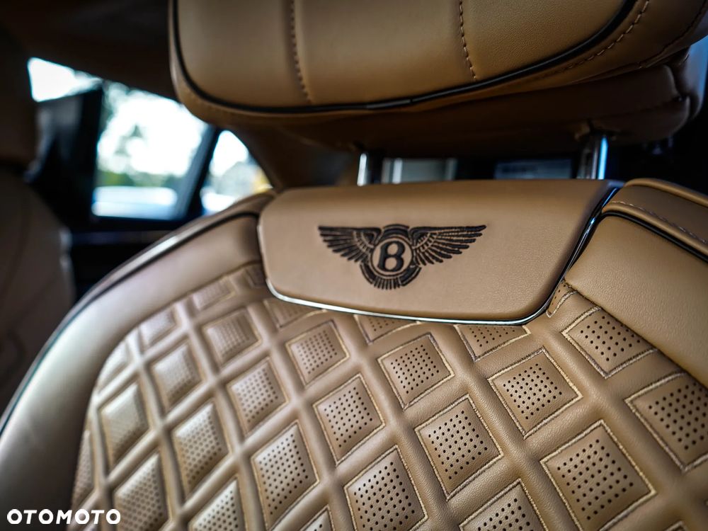 Bentley Flying Spur - 26