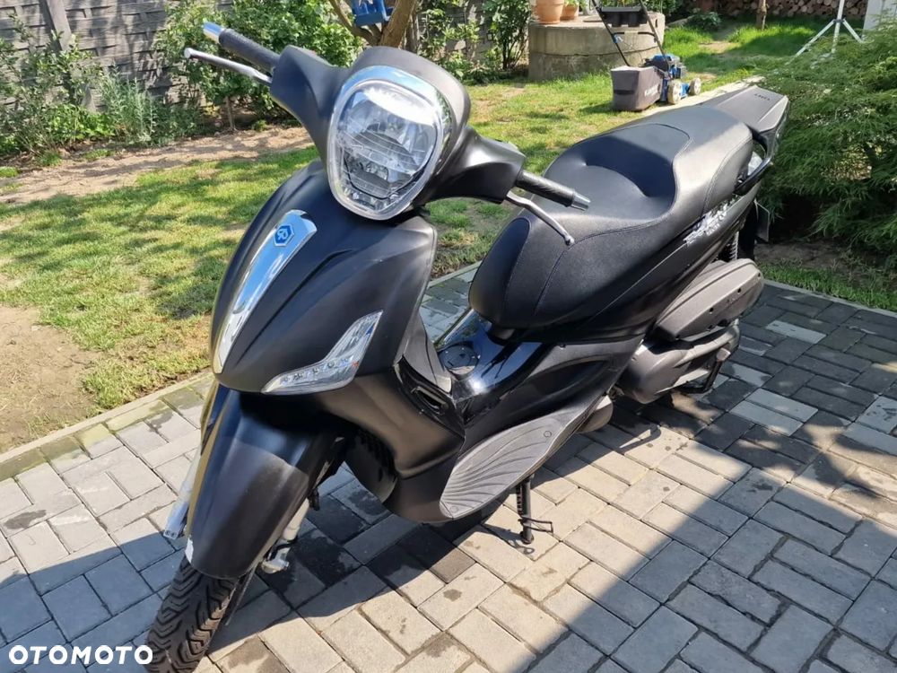 Piaggio Beverly - 2
