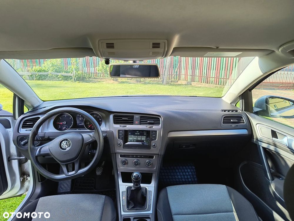 Volkswagen Golf VII 1.6 TDI BMT Trendline - 11