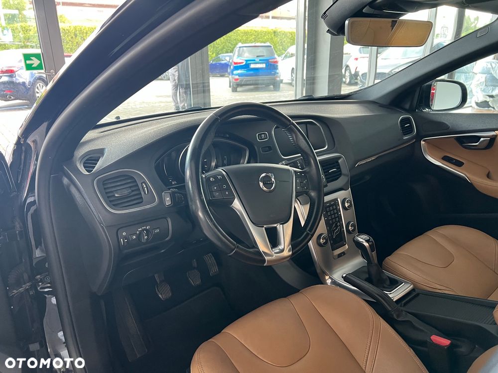 Volvo V40 Cross Country D3 Drive-E Summum - 16