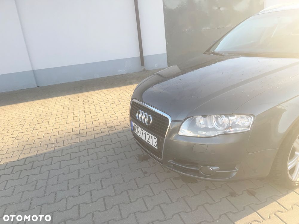 Audi A4 Avant 2.0 TDI DPF - 9