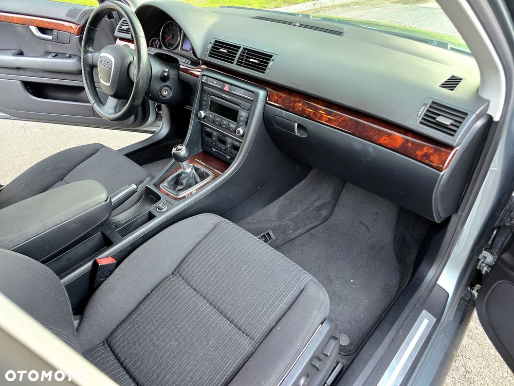 Audi A4 Avant 1.8 T - 8