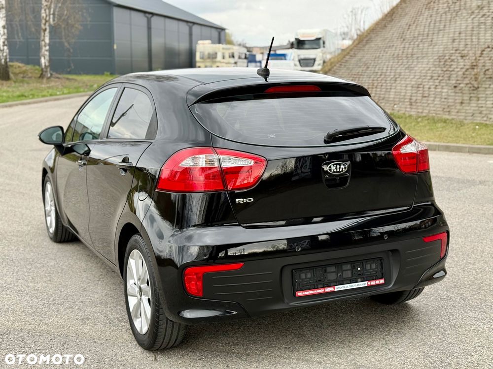Kia Rio 1.4 XL Business Line - 16